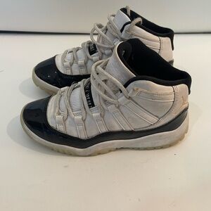 Air Jordan Retro 11 Sneakers